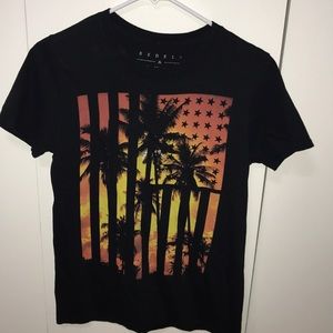 Black palm tree t-shirt